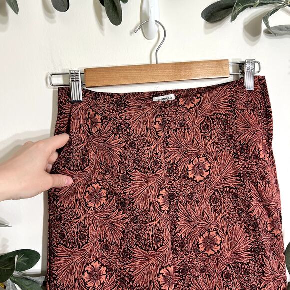 H&M Orange Floral Cropped Pants - Picture 2 of 5